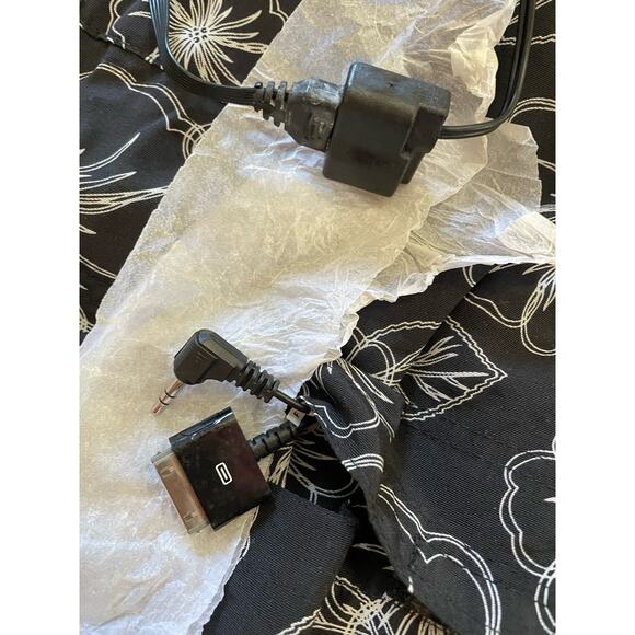 JanSport LiveWire Black Jean Jacket, Wired for sound! IPOD, Ladies Large, NWOT - Picture 10 of 10